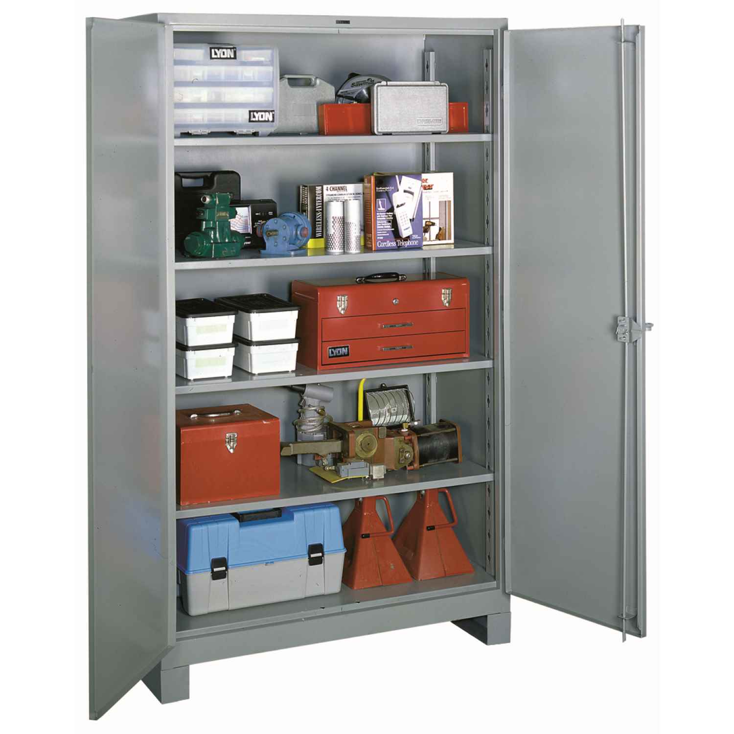 https://www.lyonworkspace.com/wp-content/uploads/lyon-all-welded-storage-cabinet-1120-dove-gray-with-props.jpg